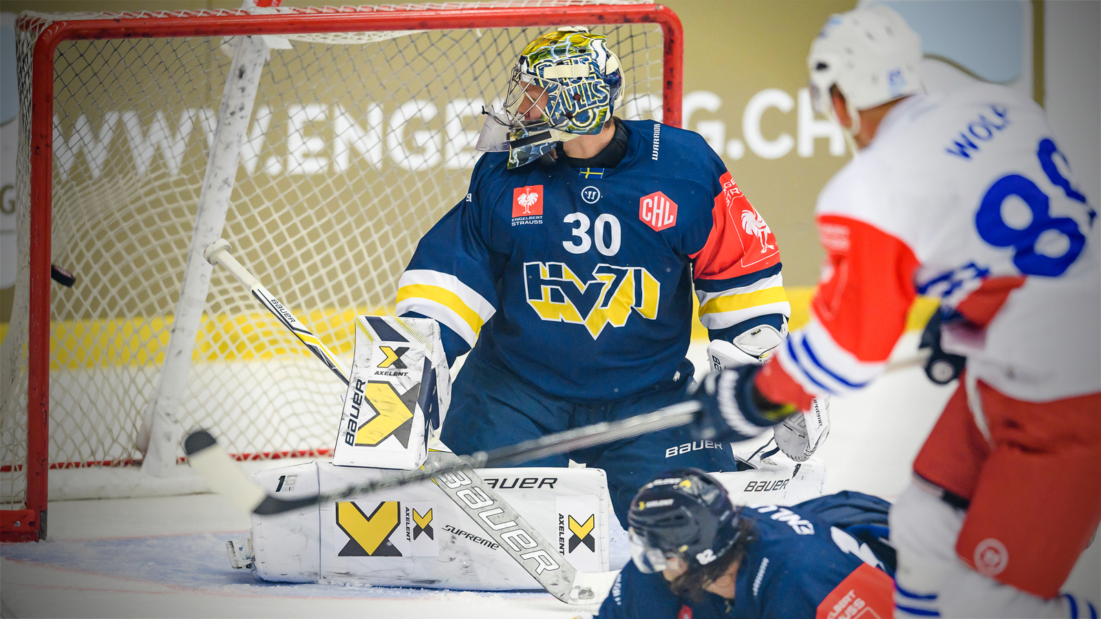 Adler zwingen HV71 in die Knie