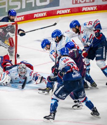Adler Mannheim PC EBB3