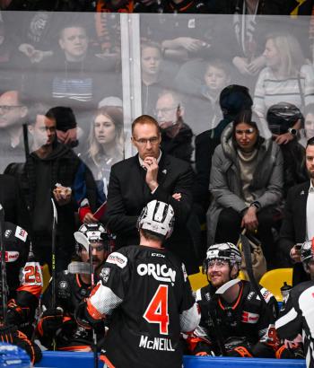 Adler Mannheim PC FRA4