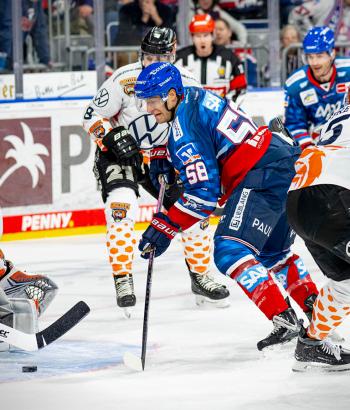 Adler Mannheim PC WOB6