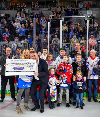 Adler Mannheim Spende Rosys