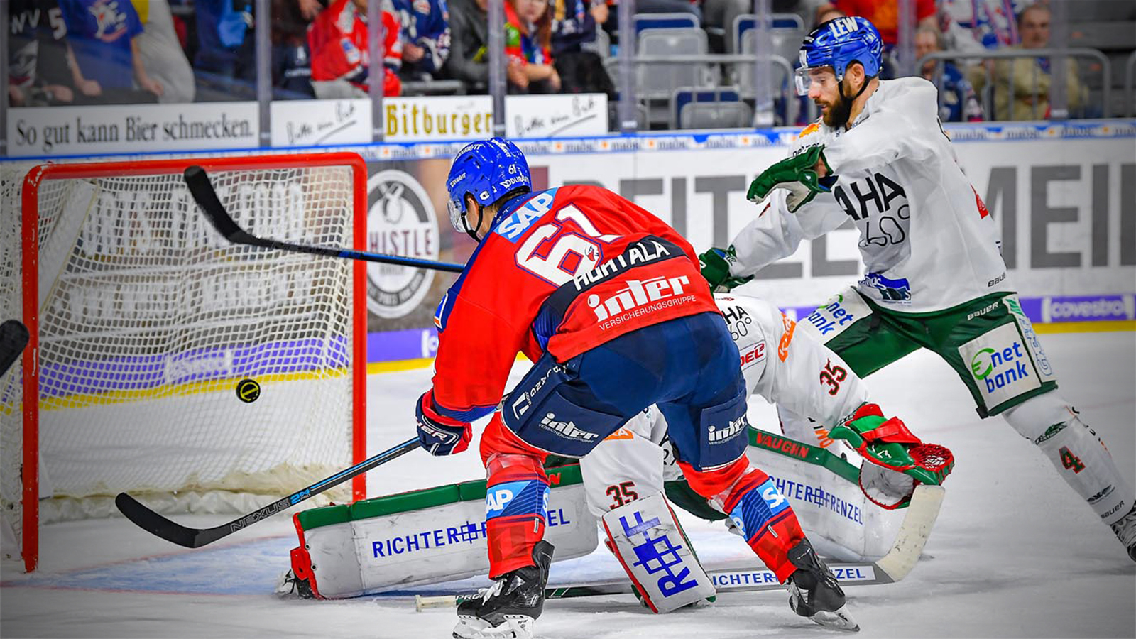 Adler feiern Torfestival