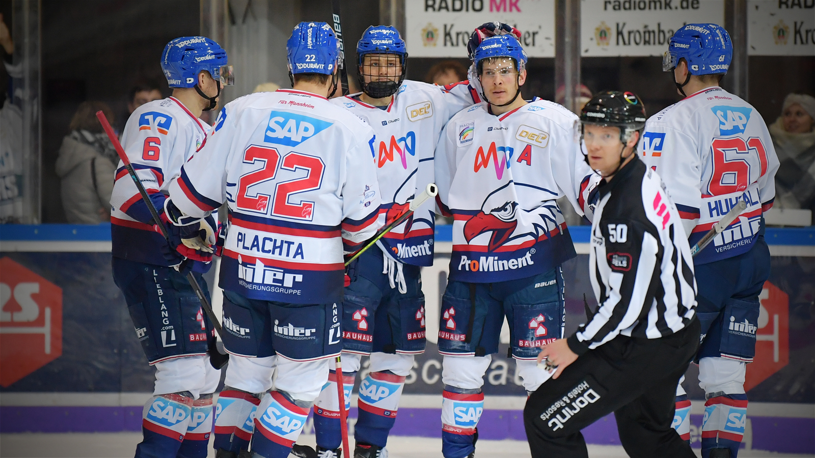Adler feiern dritten Sieg in Serie