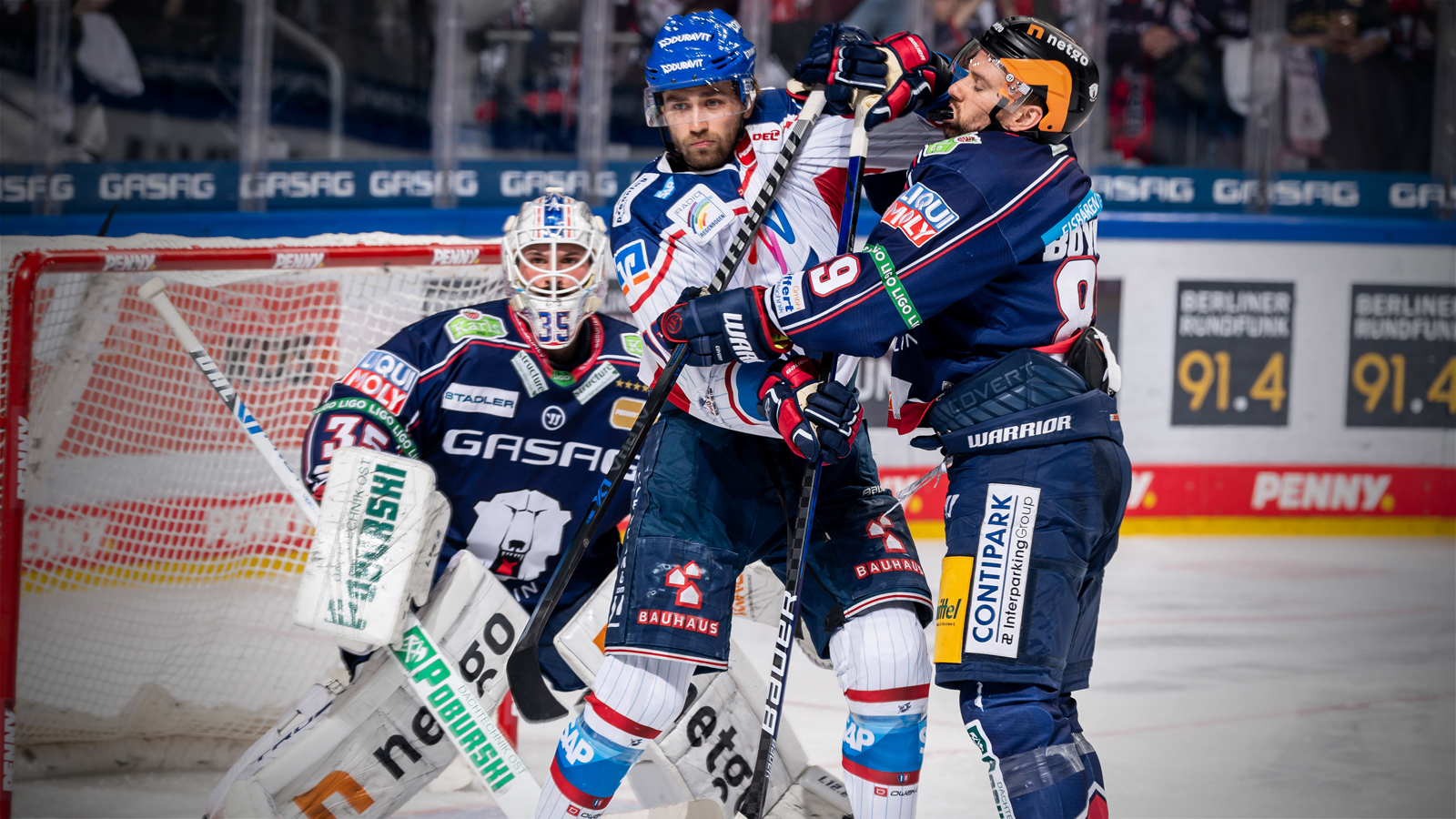 Adler verlieren Spiel eins im Halbfinale