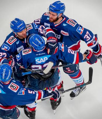 Adler Mannheim Stimmen AUG