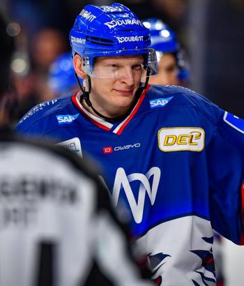 Adler Mannheim Stimmen BHV6