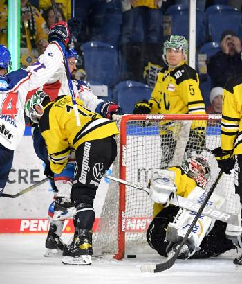 Adler Mannheim Stimmen KEV12