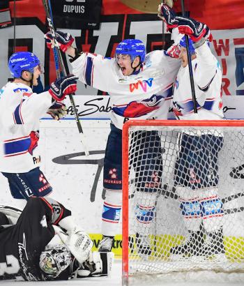 Adler Mannheim Stimmen NIT9