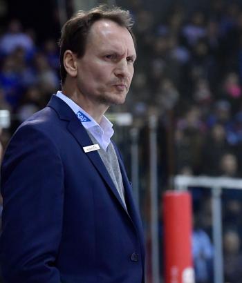 Adler Mannheim Stimmen SWW4