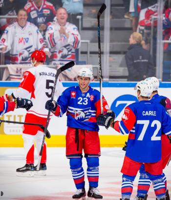 Adler Mannheim vs Trinec app