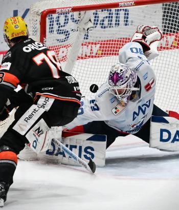 Adler Mannheim Spielbericht FRA v4
