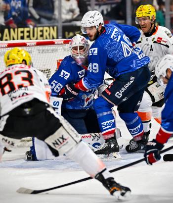 Adler Mannheim Spielbericht FRA v7