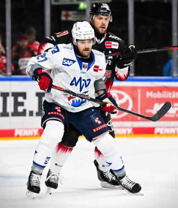 Adler Mannheim Spielbericht KEC v7
