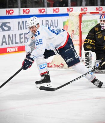 Adler Mannheim Spielbericht NIT v4