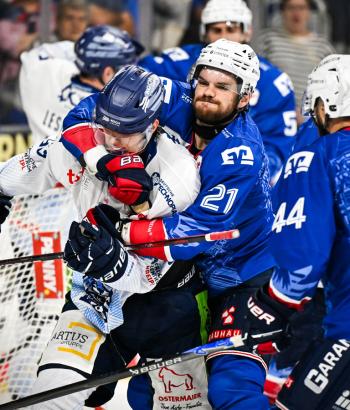 Adler Mannheim Spielbericht STR v3