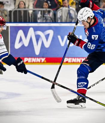Adler Mannheim Spielbericht SWW v5