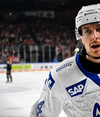 Adler Mannheim Stimmen KEC2