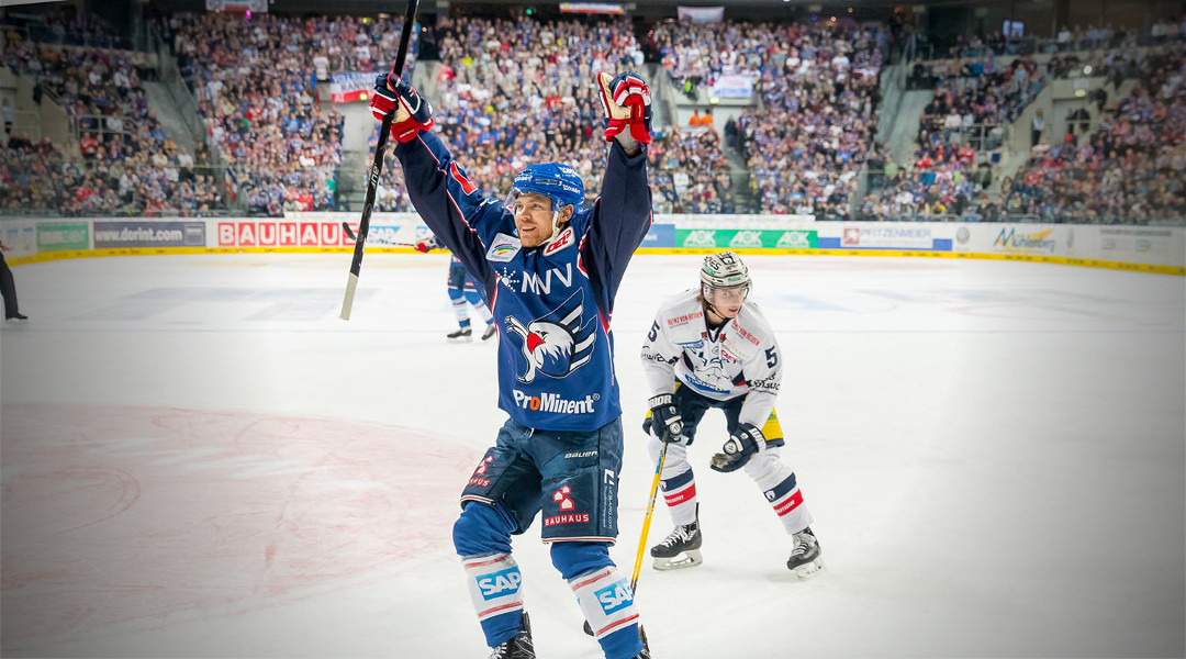 Ryan MacMurchy trifft drei Mal beim 4:3 n.P. gegen die Eisbären