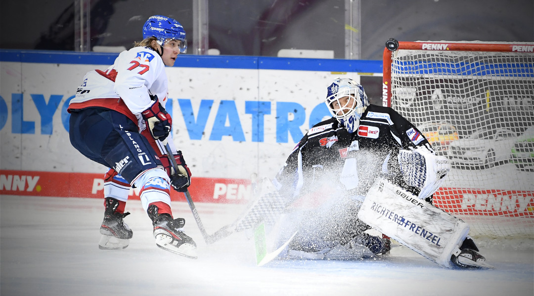 Adler holen einen Punkt in Straubing