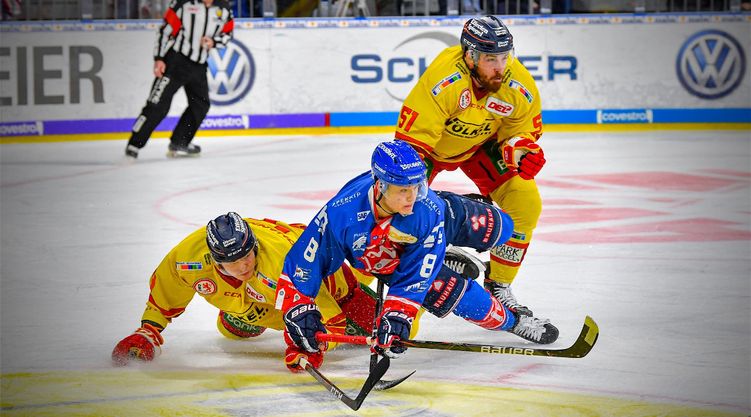 Adler rutschen auf Platz drei ab